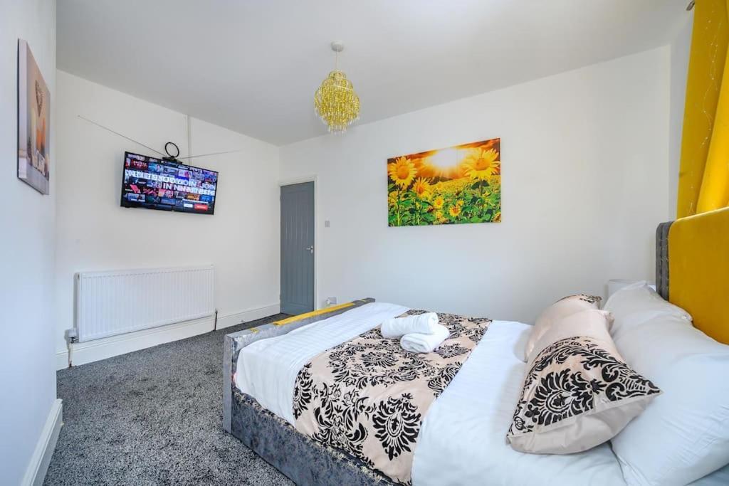 -16Pt- For Your Relaxed & Cosy Stay & Free Parking Leeds  Exterior foto